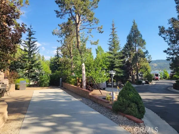 40751 North Shore Lane Big Bear, CA 92314