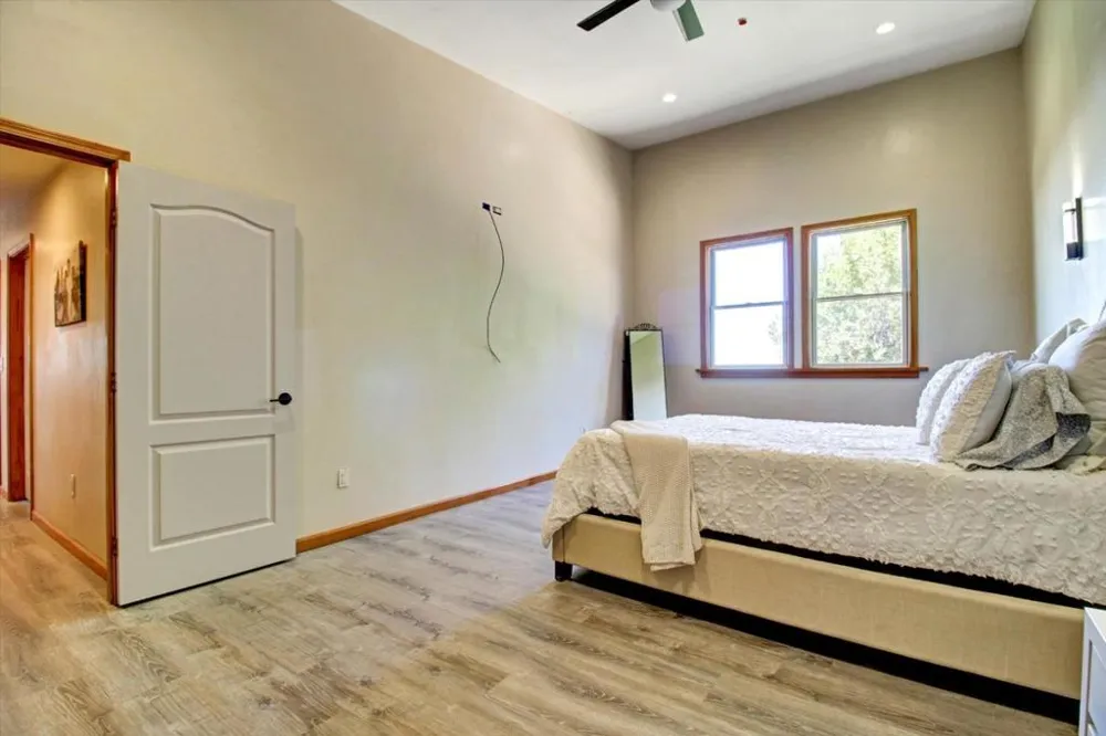 30005 Summit Road Los Gatos, CA 95033