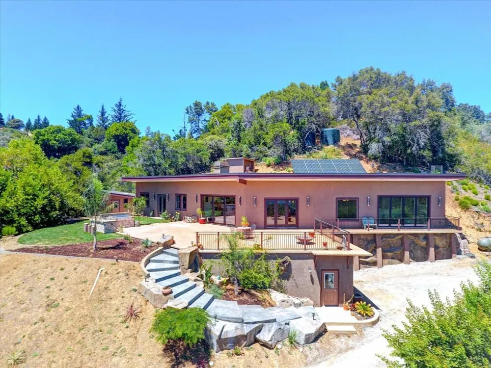 30005 Summit Road Los Gatos, CA 95033