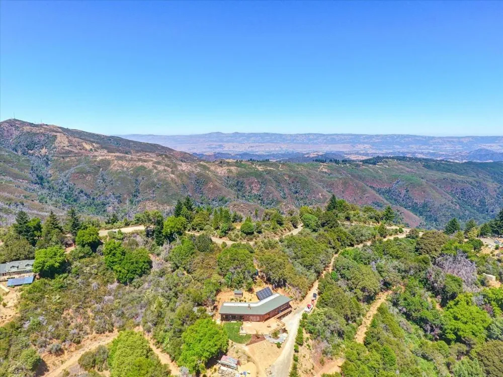30005 Summit Road Los Gatos, CA 95033