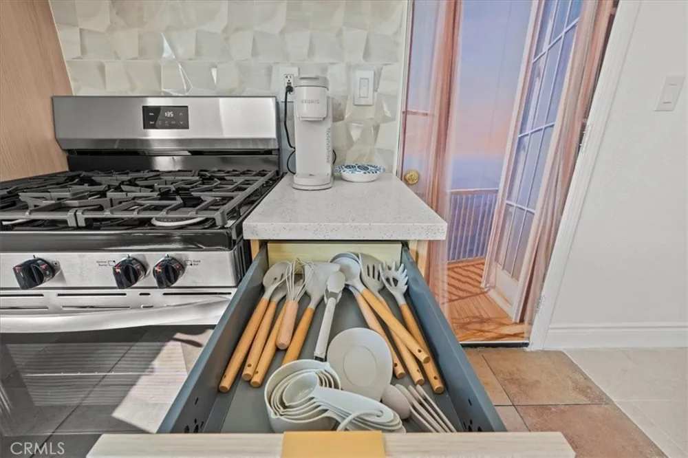 1095 Bonita Street #B Tustin, CA 92780