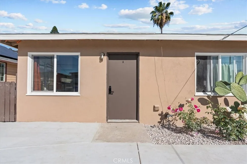 1095 Bonita Street #A Tustin, CA 92780