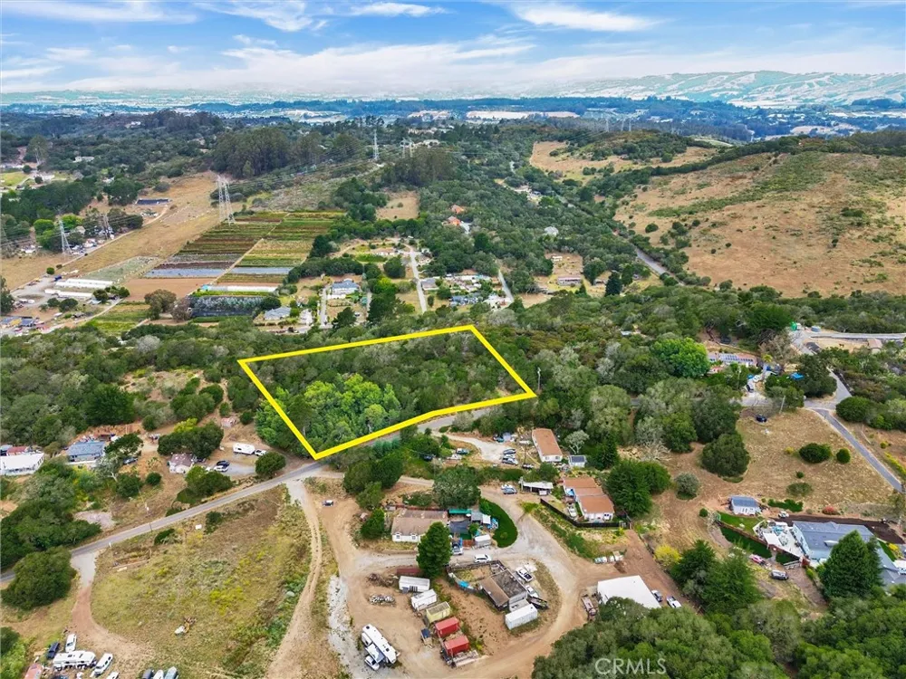 221 Tucker Road Royal Oaks, CA 95076