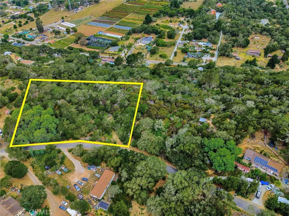 221 Tucker Road Royal Oaks, CA 95076