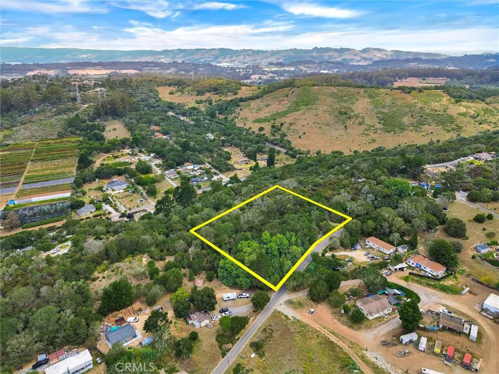 221 Tucker Road Royal Oaks, CA 95076