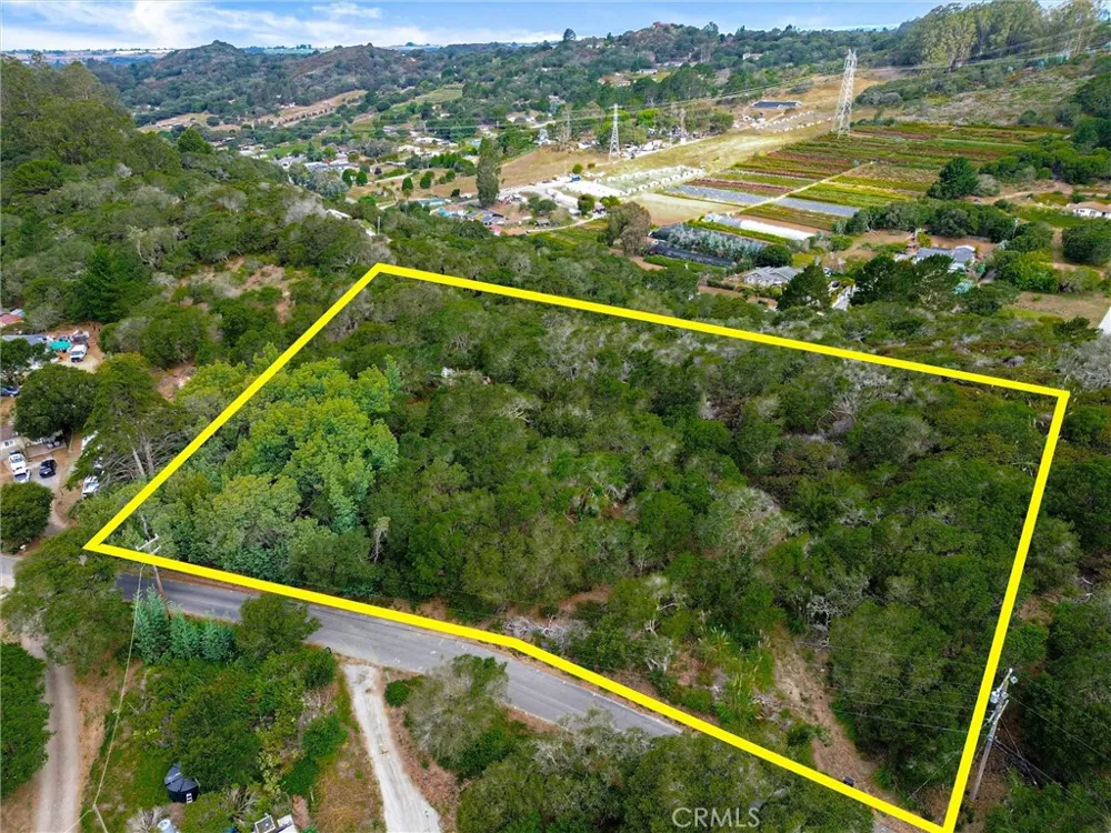 221 Tucker Road Royal Oaks, CA 95076