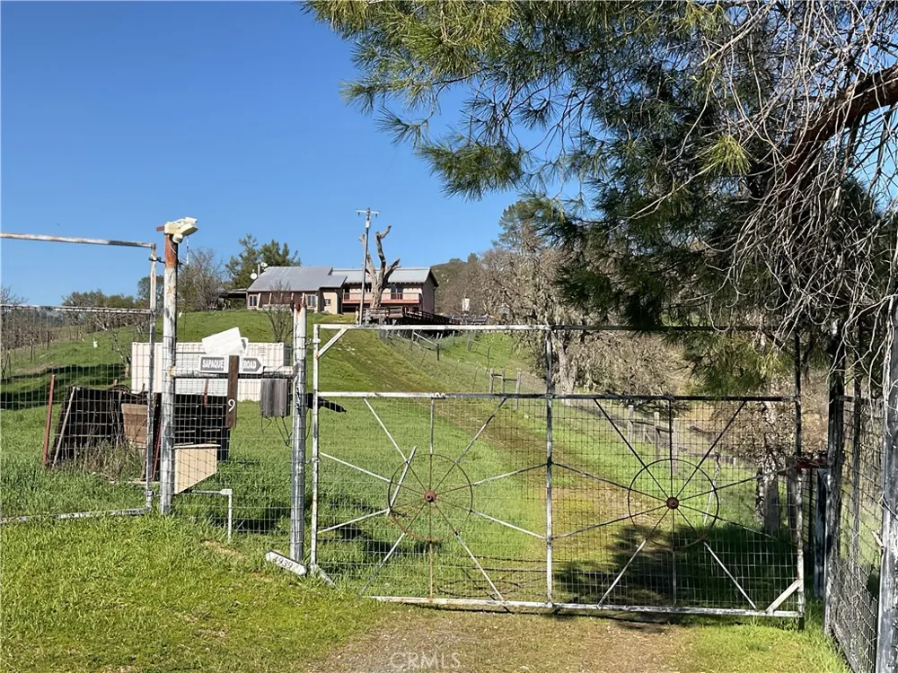 49397 Sapaque Bradley, CA 93426