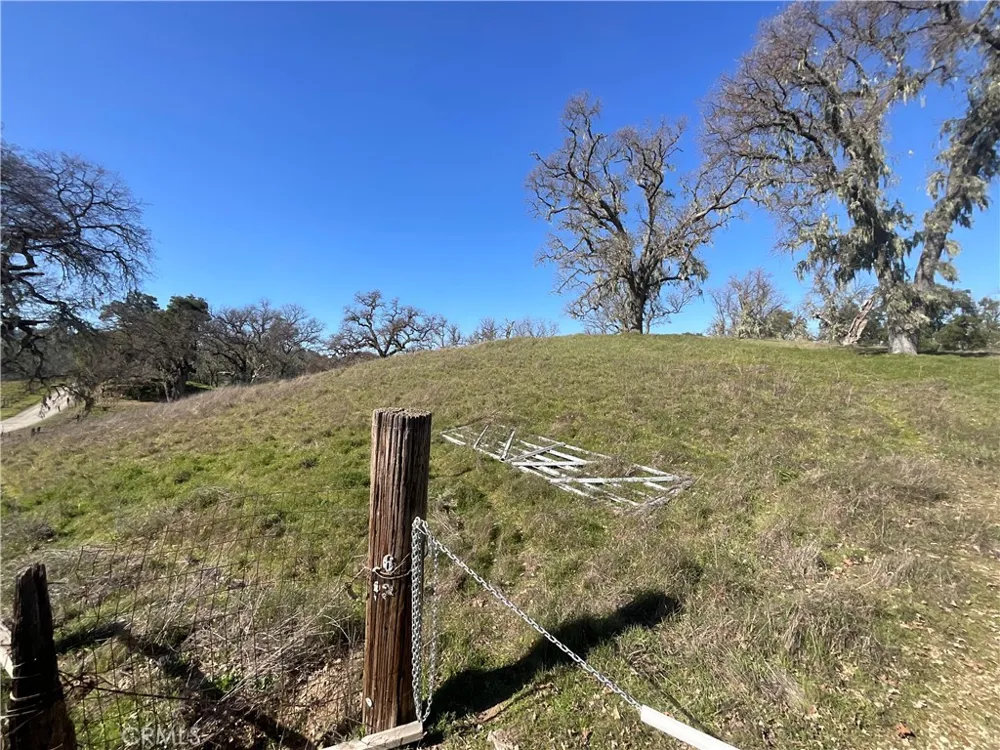 49253 Sapaque Bradley, CA 93426