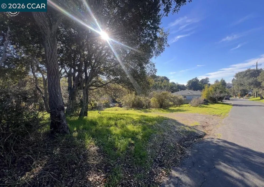Sobrante Ave El Sobrante, CA 94803