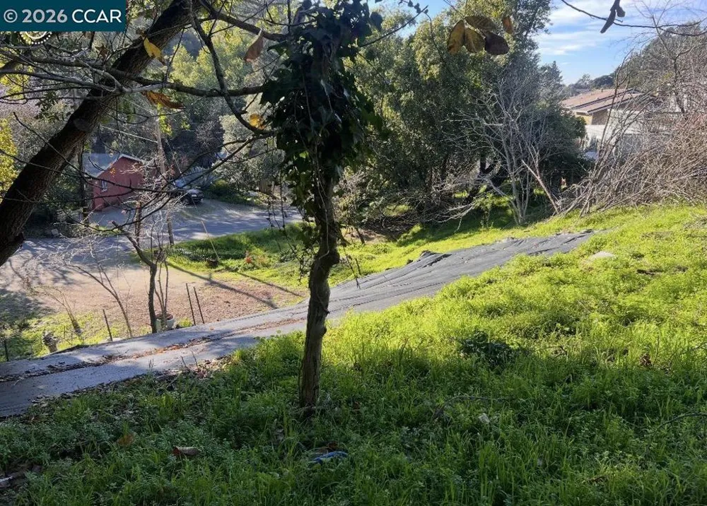 Sobrante Ave El Sobrante, CA 94803