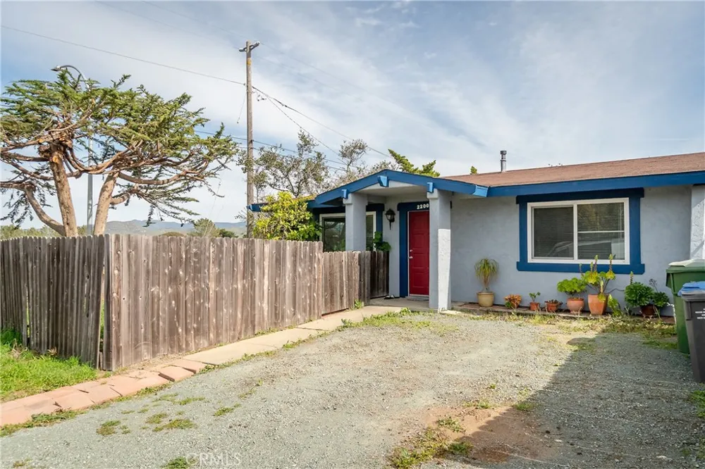 701 Los Osos Valley Los Osos, CA 93402