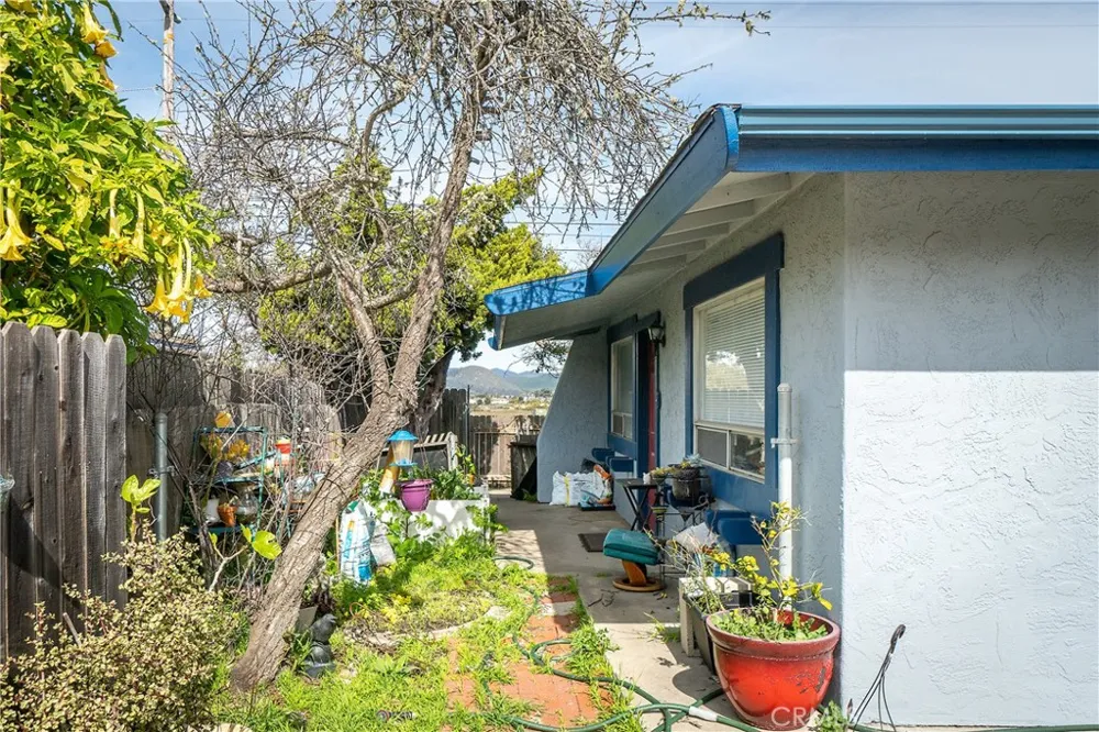 701 Los Osos Valley Los Osos, CA 93402