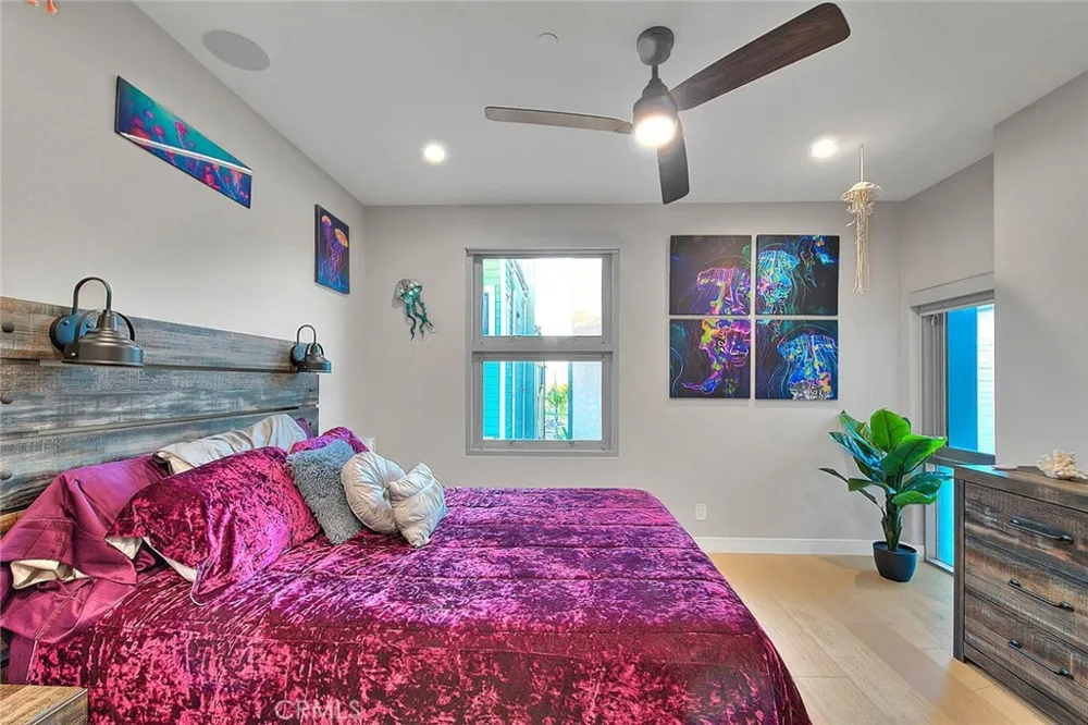 99 Surfside Surfside, CA 90743
