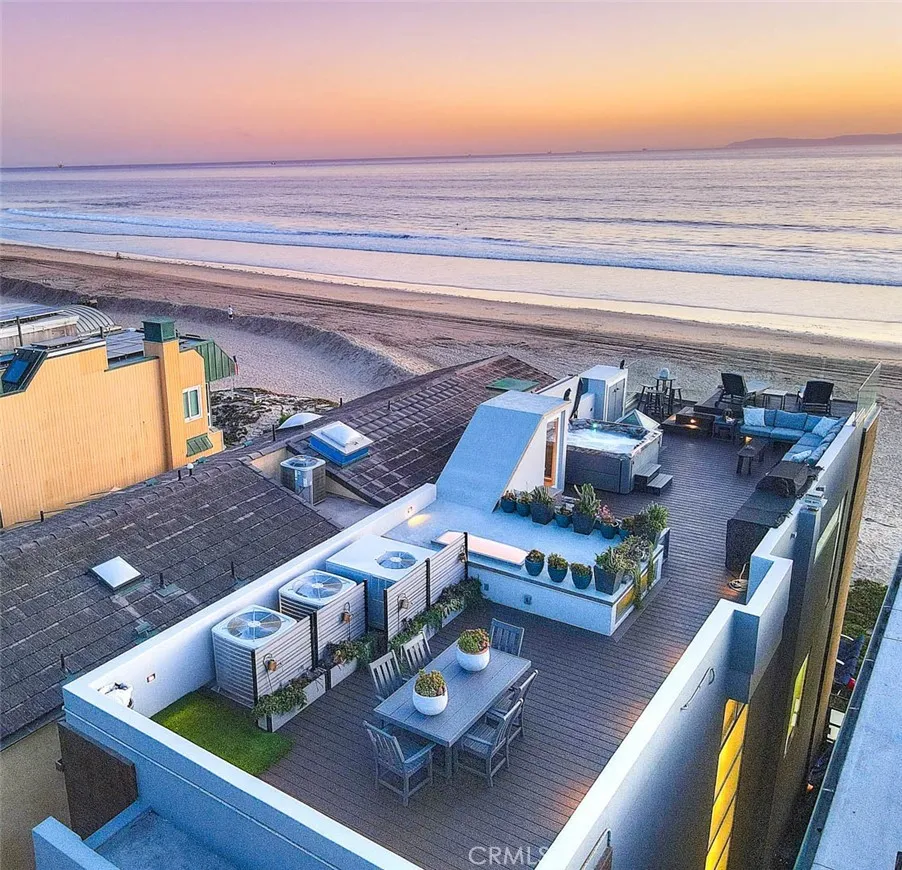 99 Surfside Surfside, CA 90743