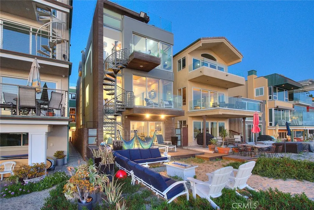 99 Surfside Surfside, CA 90743
