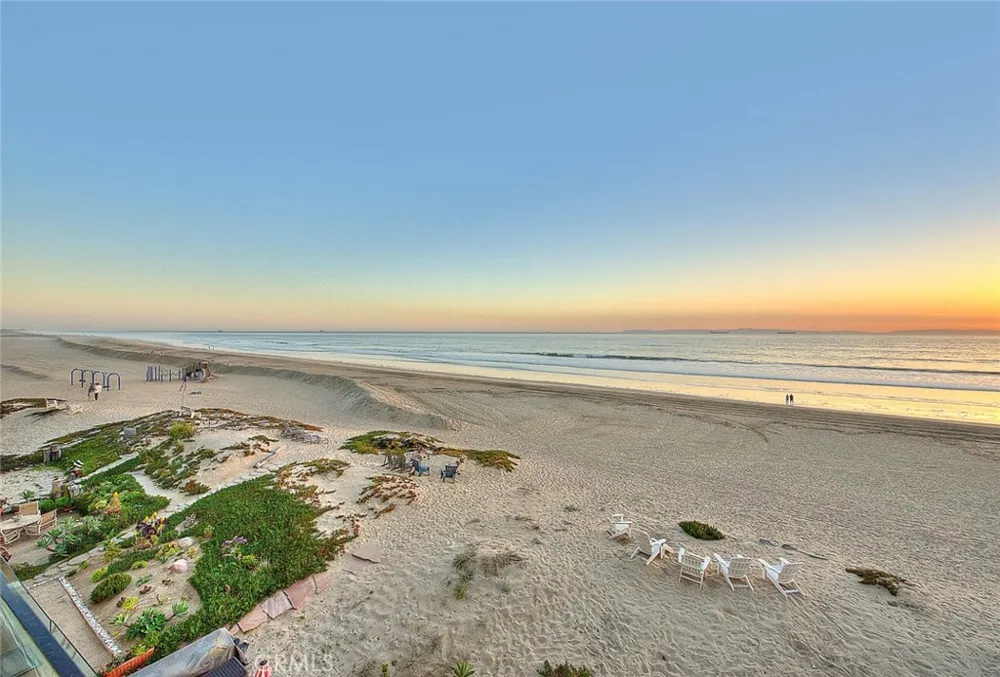 99 Surfside Surfside, CA 90743