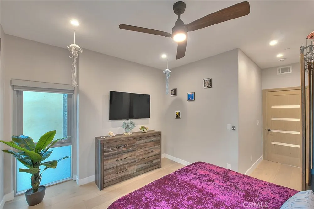 99 Surfside Surfside, CA 90743