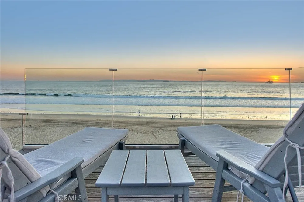 99 Surfside Surfside, CA 90743