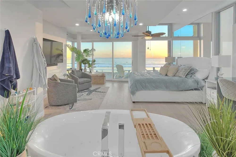 99 Surfside Surfside, CA 90743