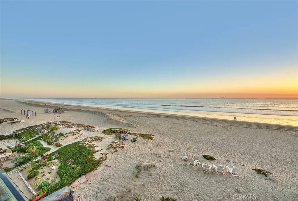 99 Surfside Surfside, CA 90743