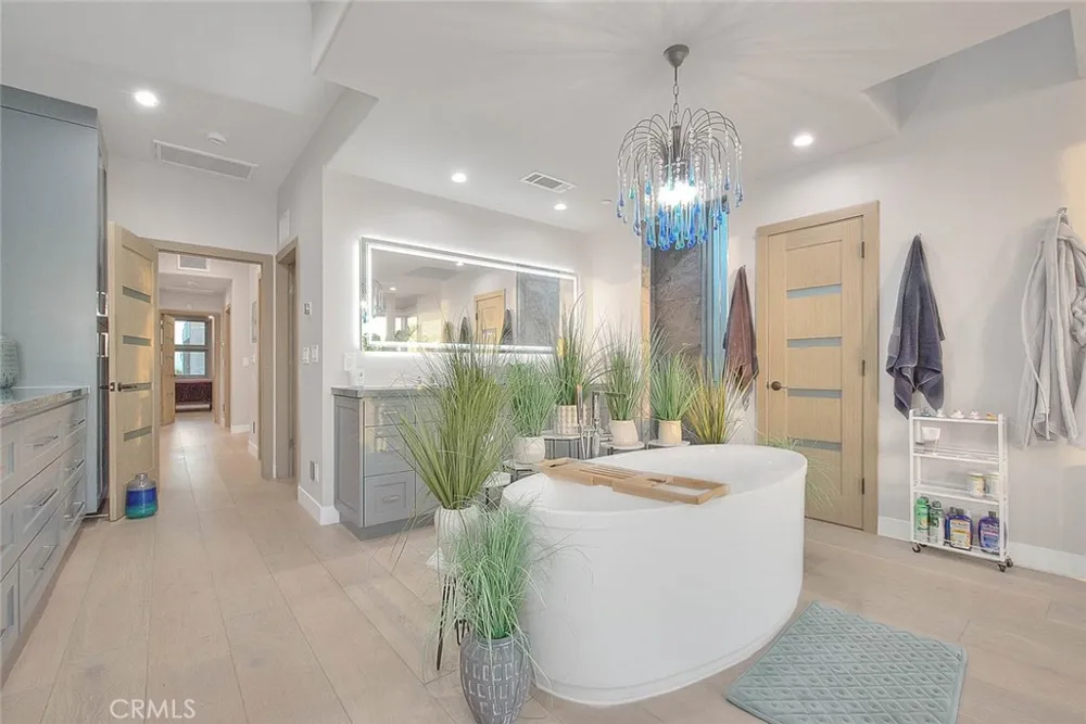 99 Surfside Surfside, CA 90743