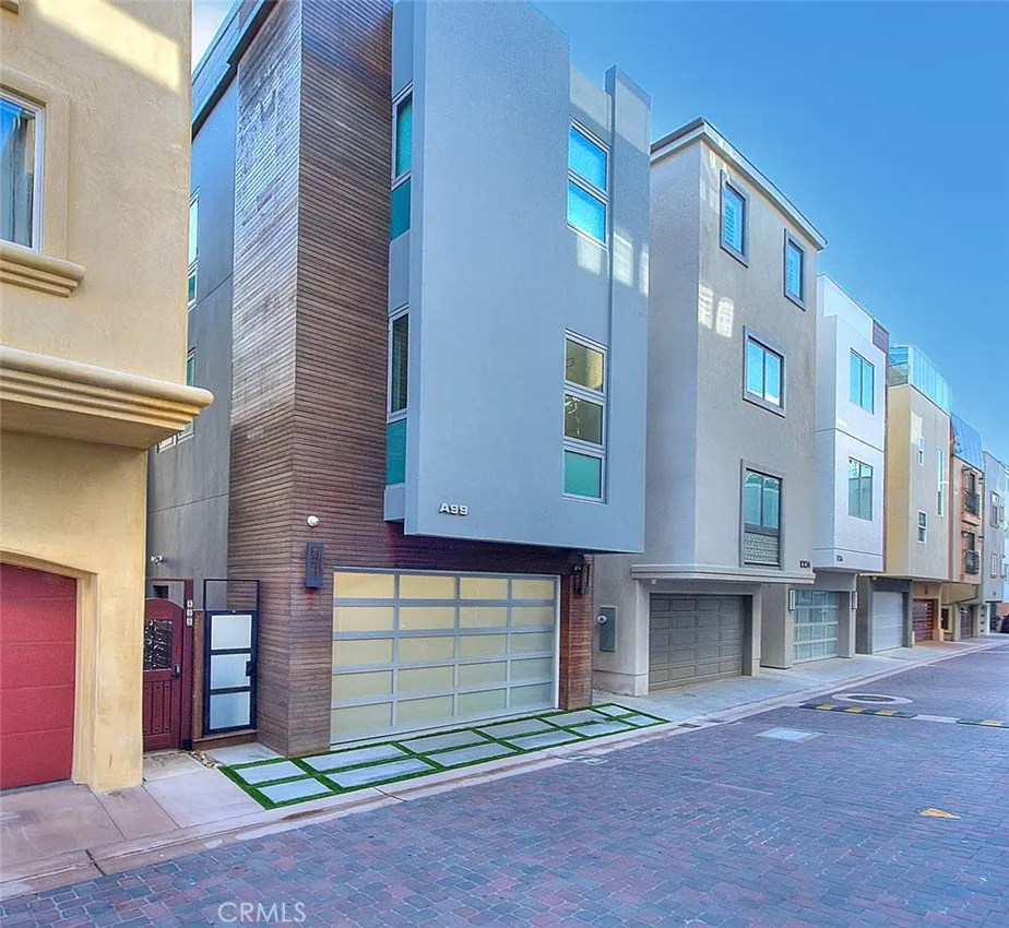 99 Surfside Surfside, CA 90743
