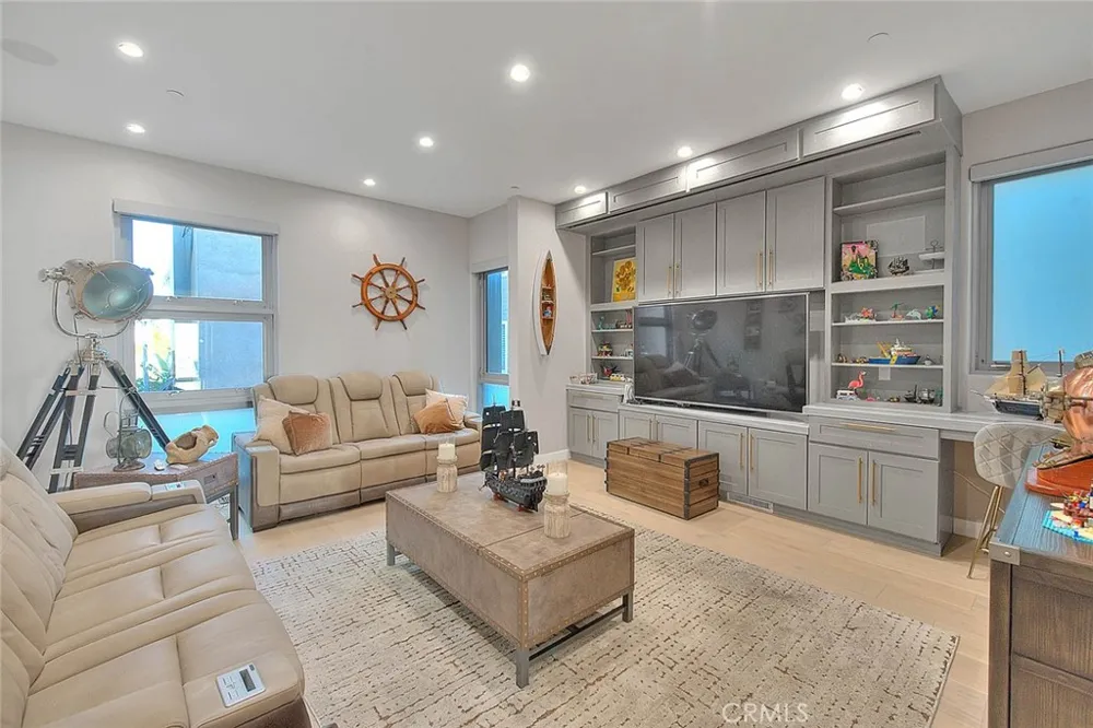 99 Surfside Surfside, CA 90743