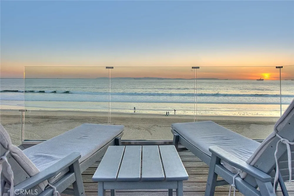 99 Surfside Surfside, CA 90743