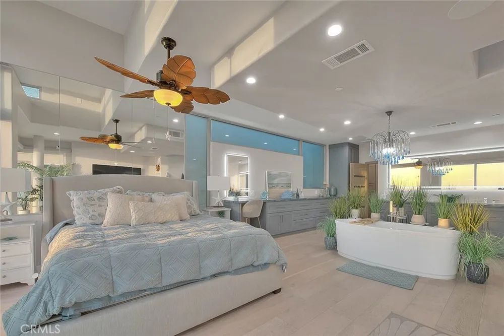 99 Surfside Surfside, CA 90743