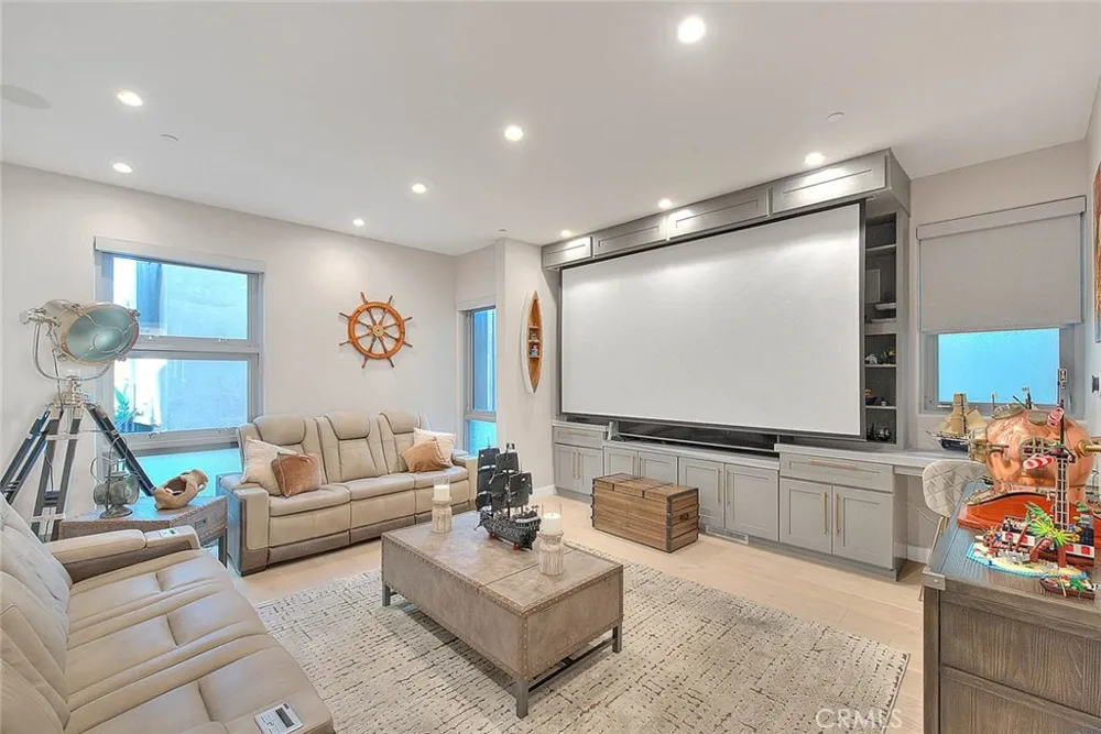99 Surfside Surfside, CA 90743