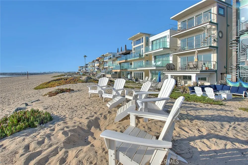 99 Surfside Surfside, CA 90743