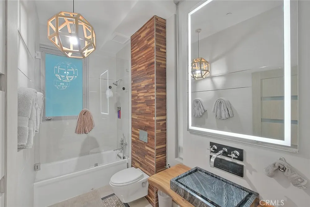 99 Surfside Surfside, CA 90743