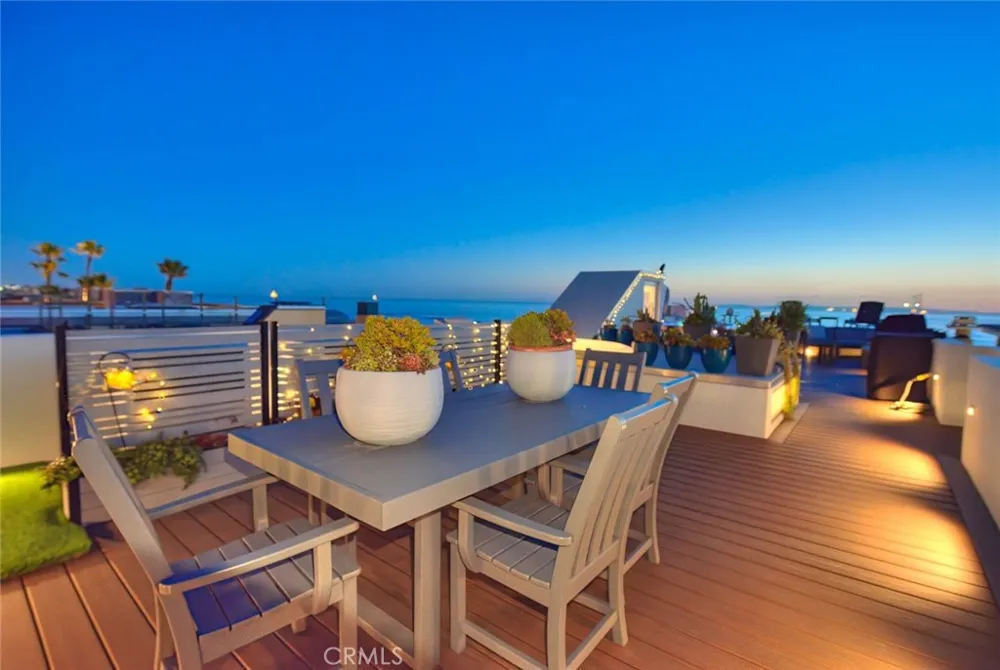 99 Surfside Surfside, CA 90743