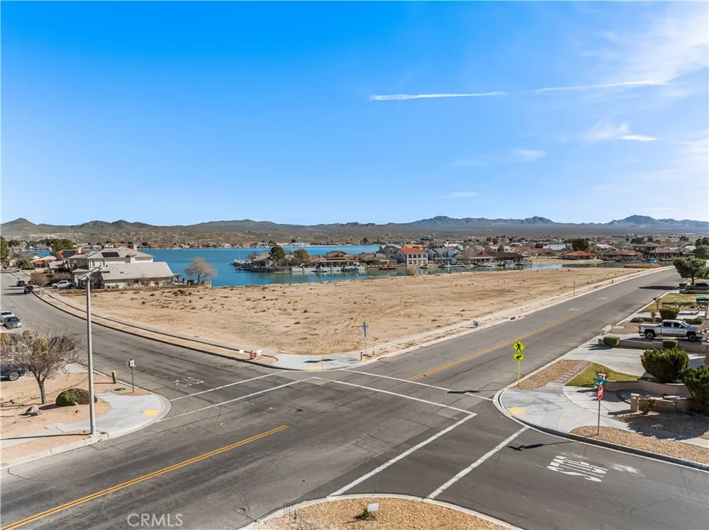 1 Silver Lake Parkway Helendale, CA 92342
