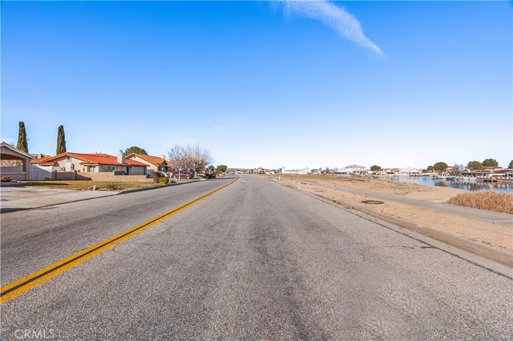 1 Silver Lake Parkway Helendale, CA 92342