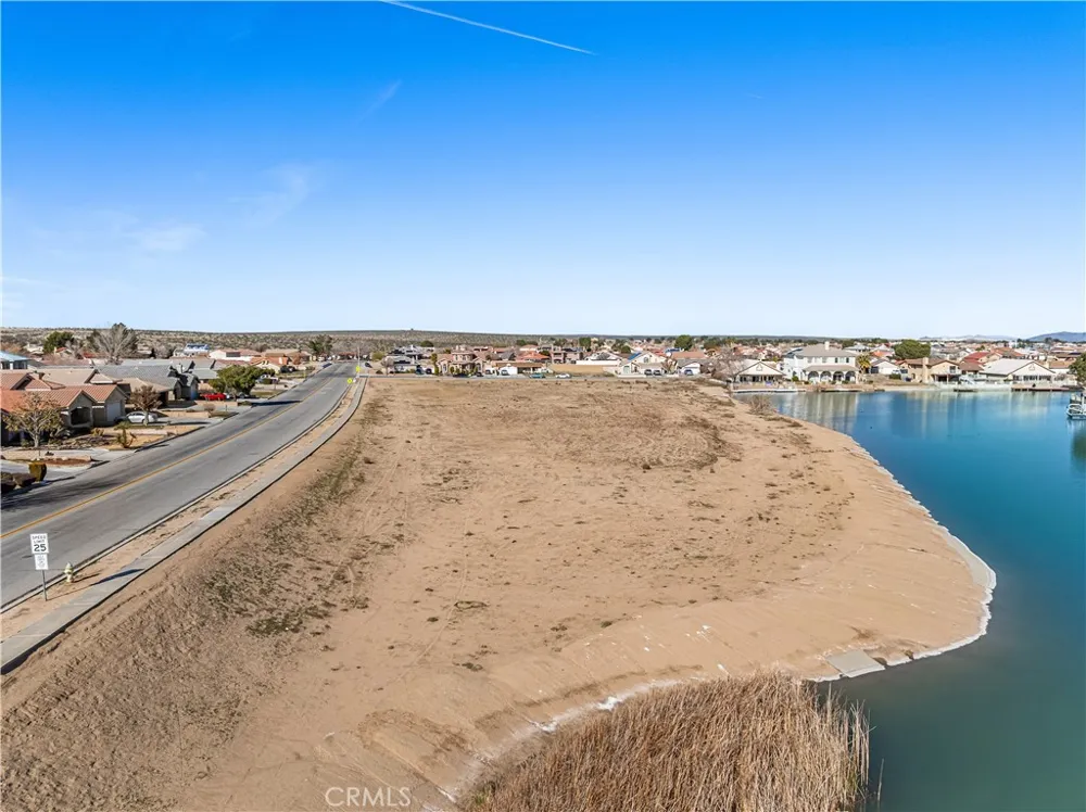 1 Silver Lake Parkway Helendale, CA 92342