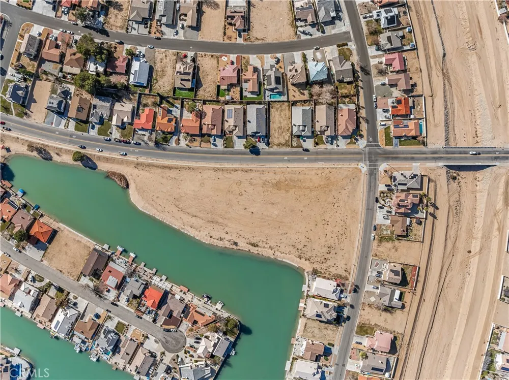 1 Silver Lake Parkway Helendale, CA 92342