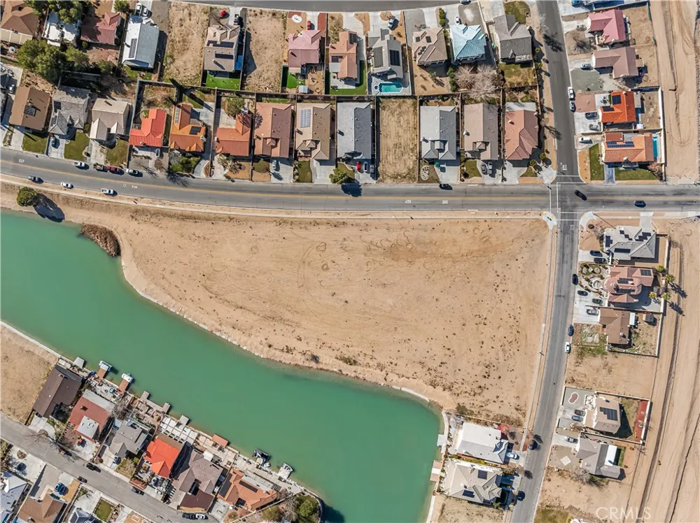 1 Silver Lake Parkway Helendale, CA 92342