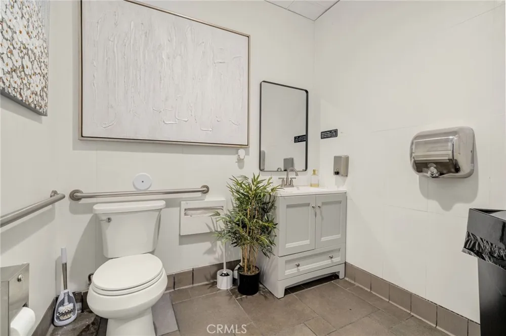 729 Placentia Avenue Fullerton, CA 92831