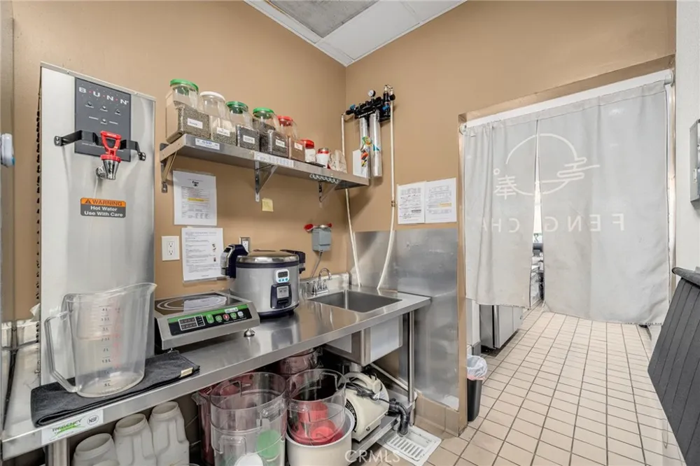 729 Placentia Avenue Fullerton, CA 92831