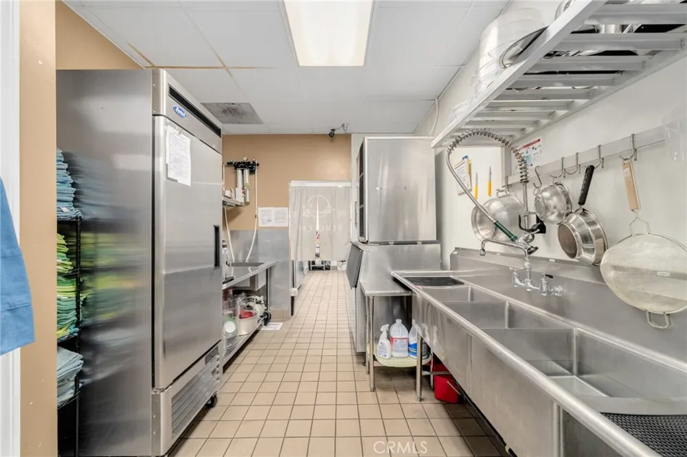 729 Placentia Avenue Fullerton, CA 92831