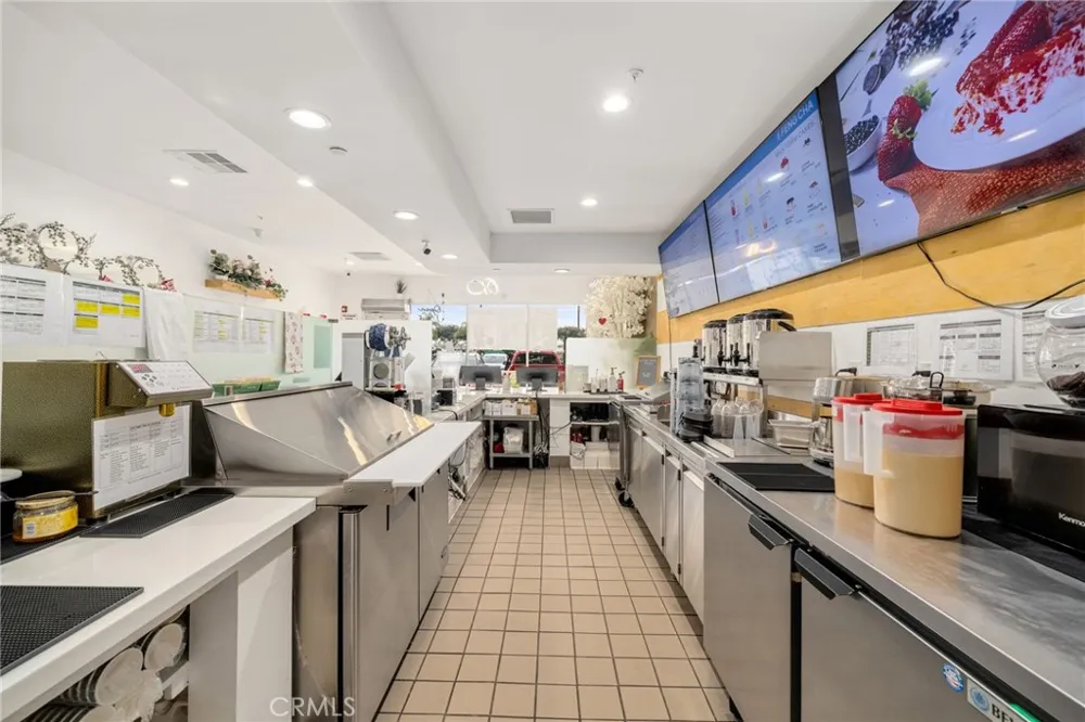 729 Placentia Avenue Fullerton, CA 92831