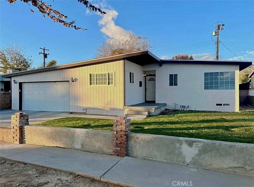 755 W Holguin Lancaster, CA 93534