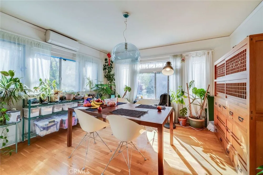 3215 Sherwood Avenue Alhambra, CA 91801