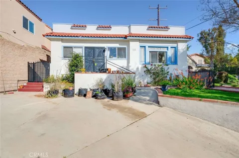 3215 Sherwood Avenue