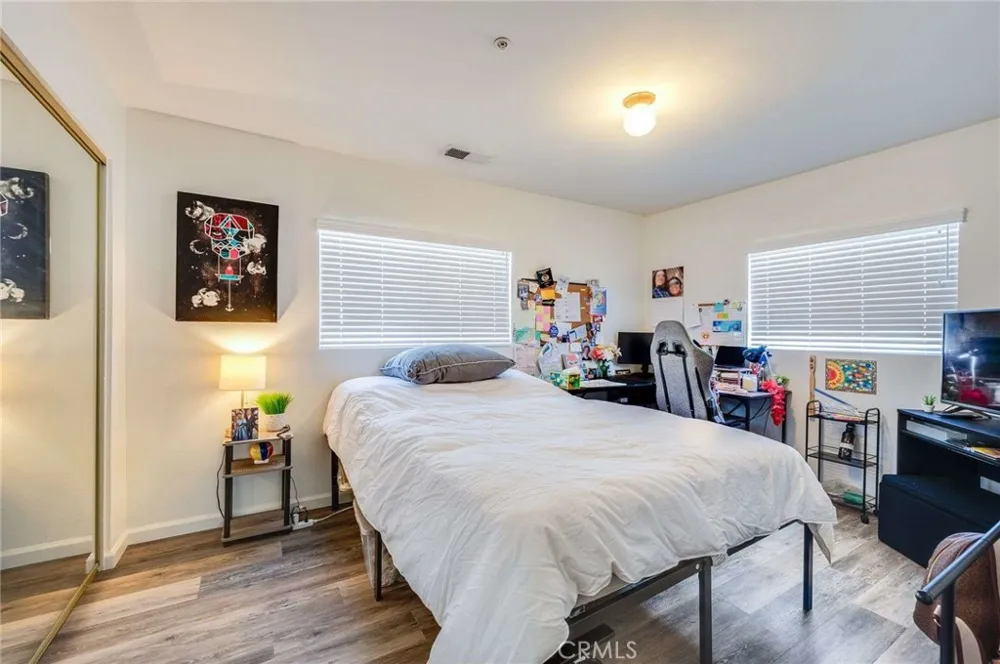 3215 Sherwood Avenue Alhambra, CA 91801