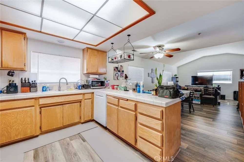 3215 Sherwood Avenue Alhambra, CA 91801