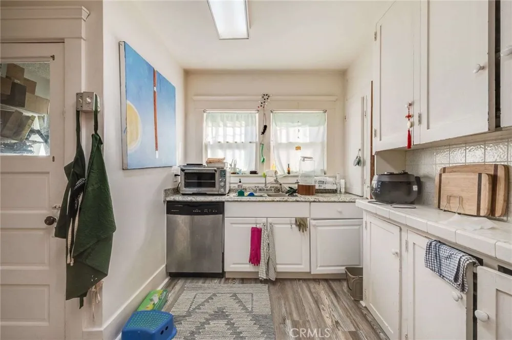 3215 Sherwood Avenue Alhambra, CA 91801