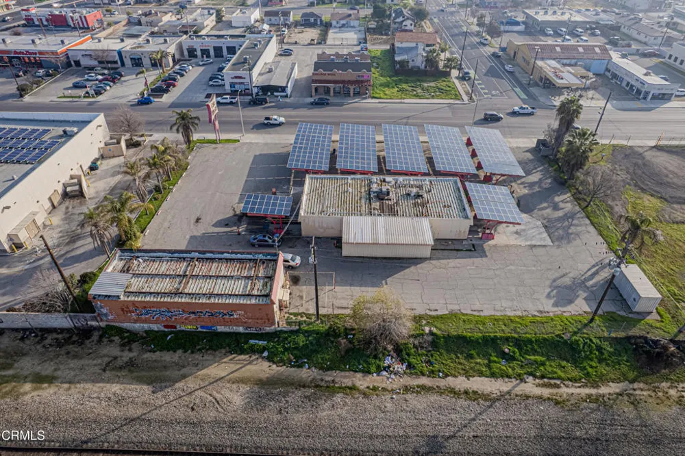 1407 High Street Delano, CA 93215