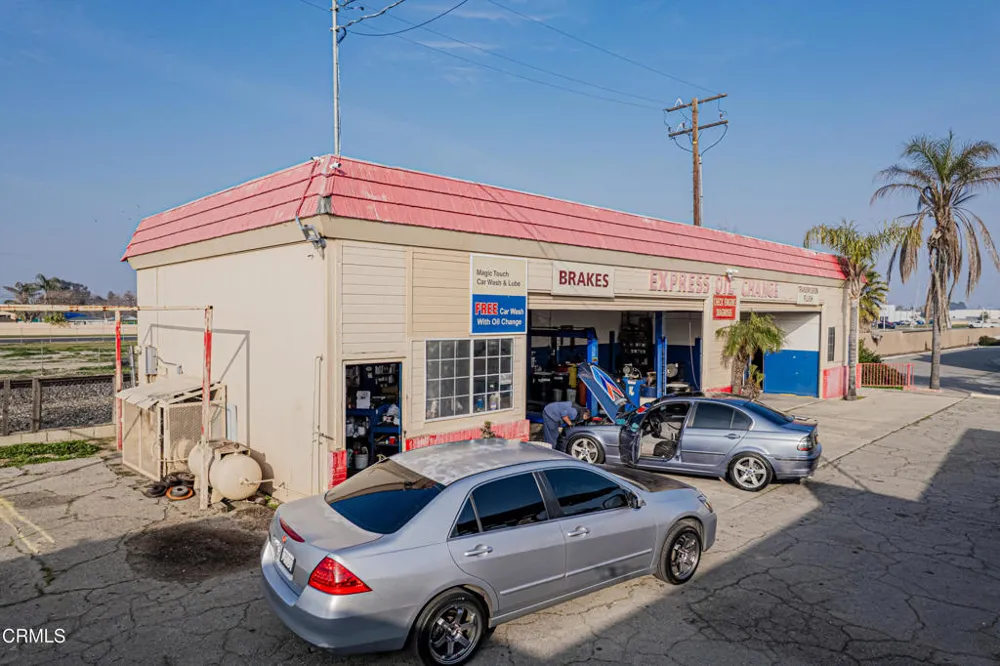 1407 High Street Delano, CA 93215